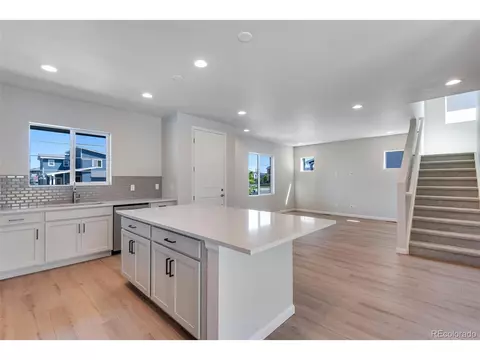 17844 E 107th Pl, Commerce City, CO 80022 photo 4