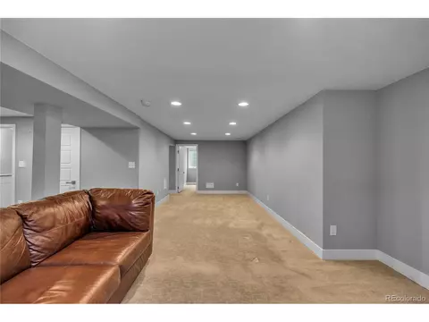 7455 E 22nd Ave, Denver, CO 80207 photo 25