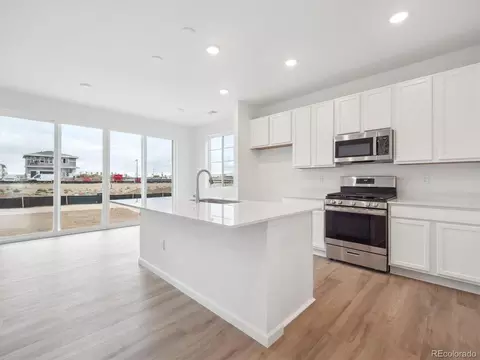 24767 E 40th Ave, Aurora, CO 80019 photo 3