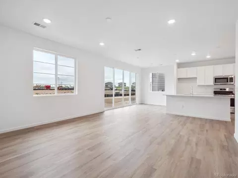 24767 E 40th Ave, Aurora, CO 80019 photo 8