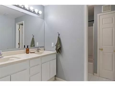 18565 E Berry Dr, Aurora, CO 80015 photo 34