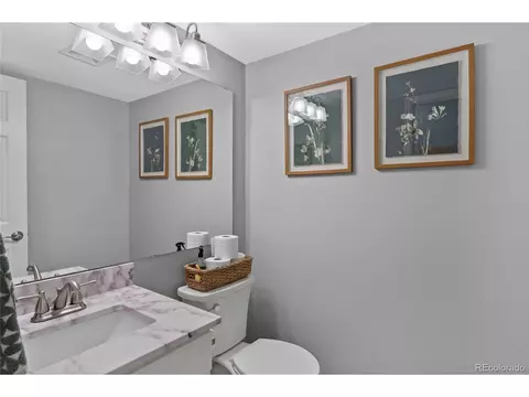 18565 E Berry Dr, Aurora, CO 80015 photo 16
