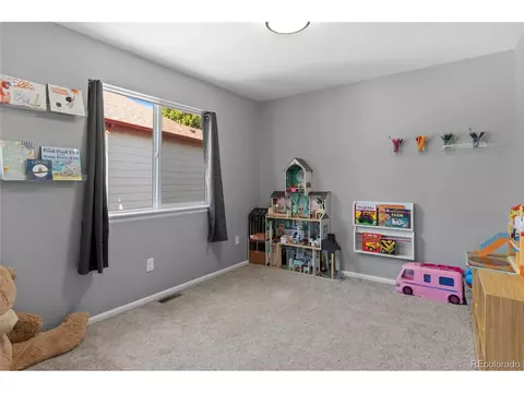 18565 E Berry Dr, Aurora, CO 80015 photo 25
