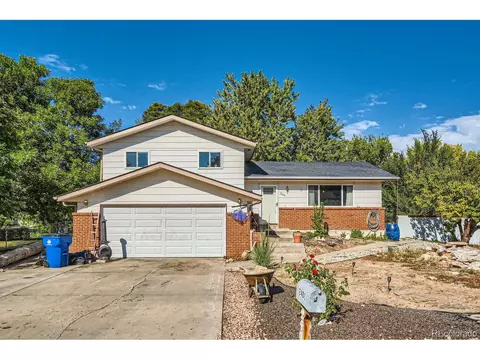 2401 Mountair Ln, Greeley, CO 80634