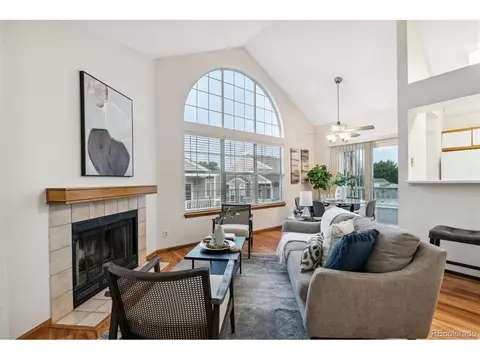 5706 W Asbury Pl #305, Lakewood, CO 80227