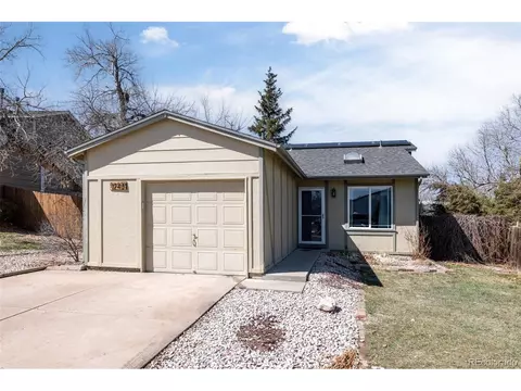 17461 E Union Dr, Aurora, CO 80015
