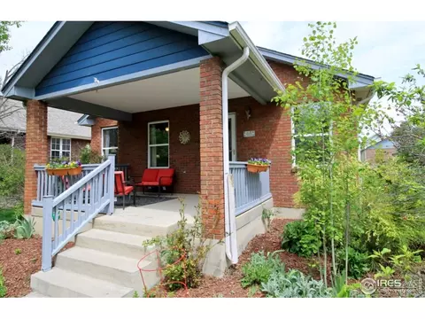 118 E Iowa Ave, Berthoud, CO 80513 photo 4