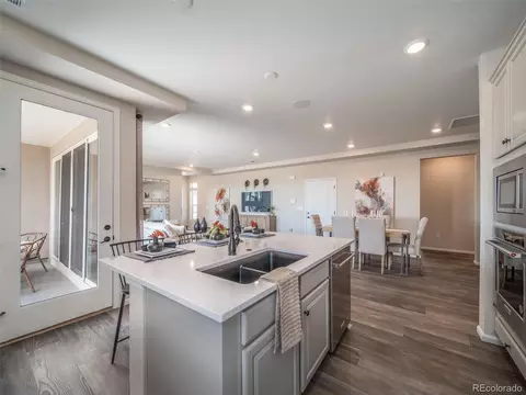 21935 E 51st Dr, Aurora, CO 80019 photo 8