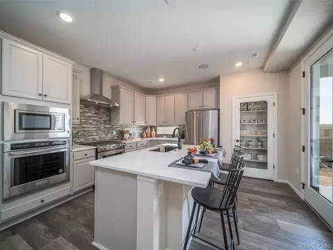 21935 E 51st Dr, Aurora, CO 80019 photo 7