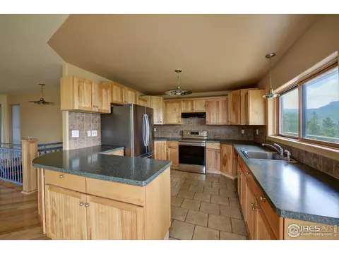 308 Jasper Dr, Lyons, CO 80540 photo 6