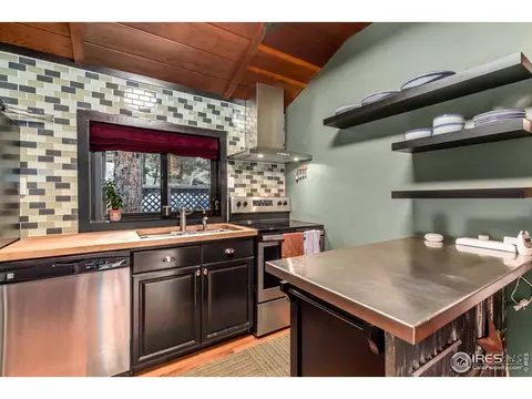 355 Cherokee Rd, Lyons, CO 80540 photo 4