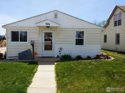 705 Douglas St, Sterling, CO 80751 photo 3