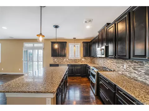 25922 E Archer Dr, Aurora, CO 80018 photo 4
