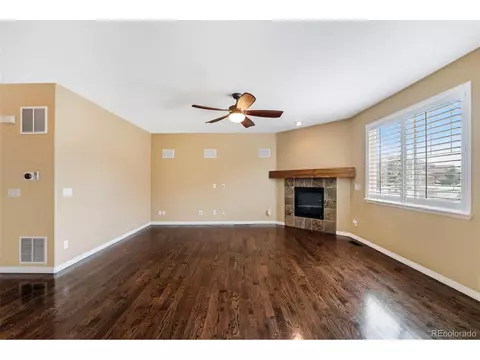 25922 E Archer Dr, Aurora, CO 80018 photo 5