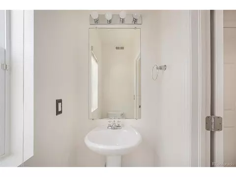 18625 E 47th Ave, Denver, CO 80249 photo 3