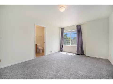 18625 E 47th Ave, Denver, CO 80249 photo 4