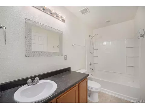 18625 E 47th Ave, Denver, CO 80249 photo 5