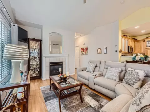 12221 E 2nd Dr, Aurora, CO 80011 photo 3