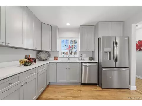 1372 Lima St, Aurora, CO 80010 photo 4