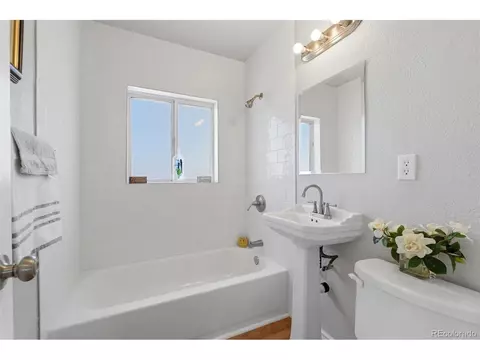 1372 Lima St, Aurora, CO 80010 photo 6
