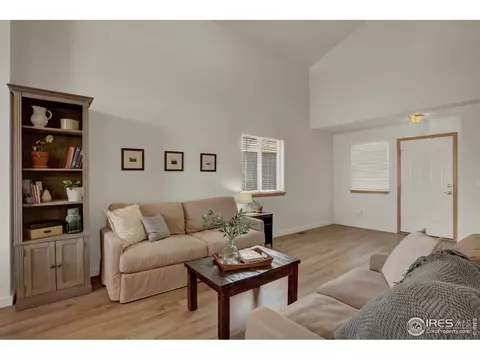 10502 Falcon St, Firestone, CO 80504 photo 5