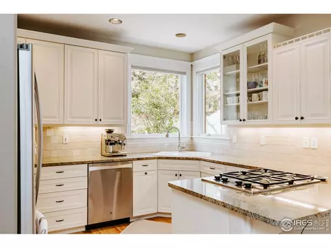 289 Pearl St, Boulder, CO 80302 photo 8