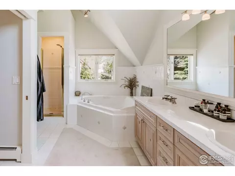 289 Pearl St, Boulder, CO 80302 photo 15