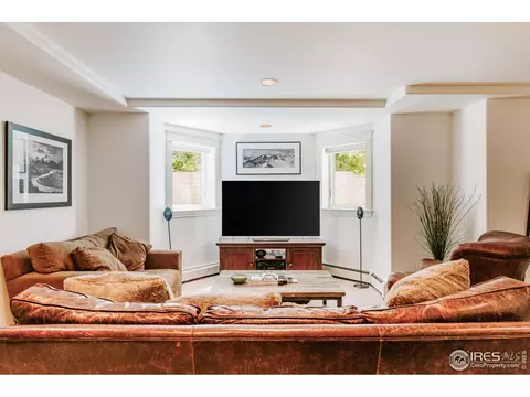 289 Pearl St, Boulder, CO 80302 photo 10