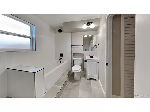 15948 E 18th Pl, Aurora, CO 80011 photo 12