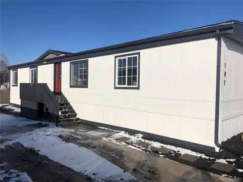 107 Jackson Dr, Firestone, CO 80520 photo 2