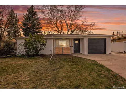 5407 Iris St, Arvada, CO 80002