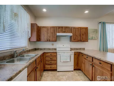 839 Sunlight Peak Dr, Severance, CO 80550 photo 9