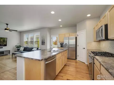 530 El Diente Ave, Windsor, CO 80550 photo 5