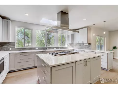 7496 Old Mill Trl, Boulder, CO 80301 photo 3