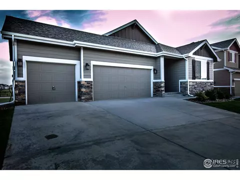 916 Barn Yard Dr, Windsor, CO 80550 photo 2