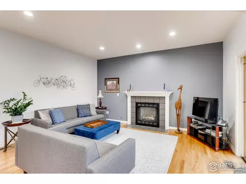 1450 Oakleaf Cir, Boulder, CO 80304 photo 11