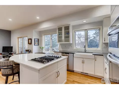 1450 Oakleaf Cir, Boulder, CO 80304 photo 8