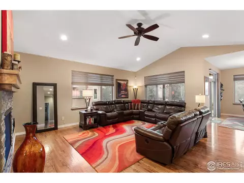 332 Mcconnell Dr, Lyons, CO 80540 photo 9
