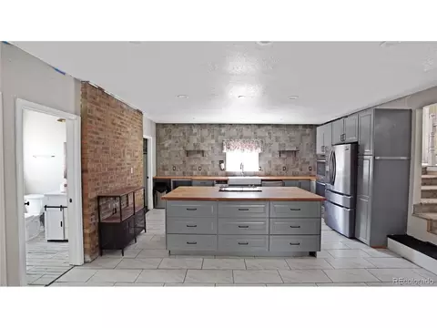 Kitchen - 277 Houston St, Bailey, CO 80421 photo 1 of 2