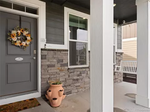 Exterior - 26940 E Cedar Ave, Aurora, CO 80018 photo 2 of 4