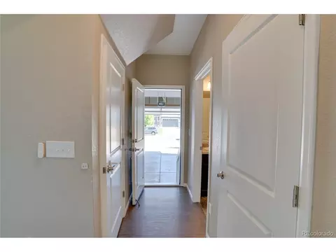Entry Way - 26940 E Cedar Ave, Aurora, CO 80018 photo 2 of 5