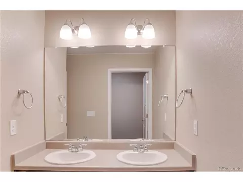 Bath - 26940 E Cedar Ave, Aurora, CO 80018 photo 3 of 4