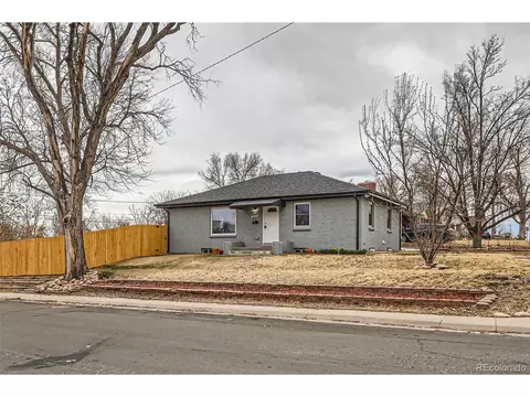 9295 E 12th Ave, Aurora, CO 80010