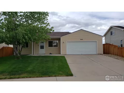 3916 Falcon Ln, Evans, CO 80620 photo 1