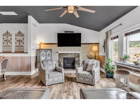 Living - 10380 Coyote Ln, Rye, CO 81069 photo 4 of 11