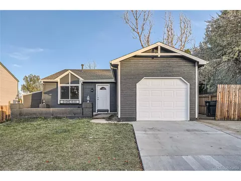 4832 S Genoa St, Centennial, CO 80015