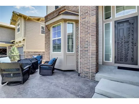 26606 E Peakview Dr, Aurora, CO 80016 photo 2