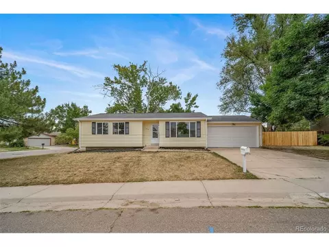 6924 W Hinsdale Dr, Littleton, CO 80128