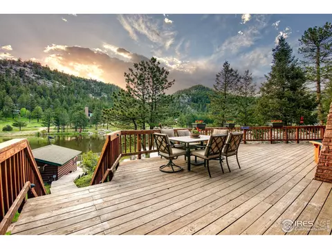 527 Hickory Dr, Lyons, CO 80540 photo 4