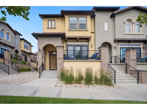 2496 S Orion Cir, Lakewood, CO 80228